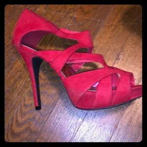 NWOT red high heels